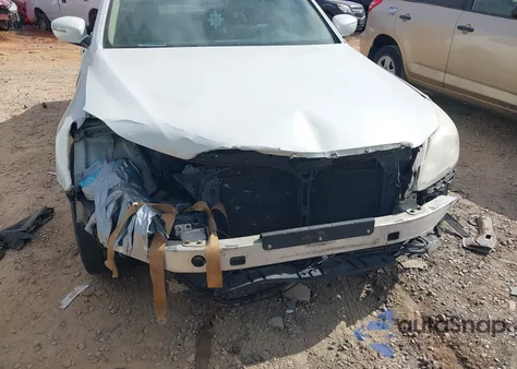 2011 Hyundai Genesis 3.8 from USA, damaged, VIN KMHGC4DE4BU117560